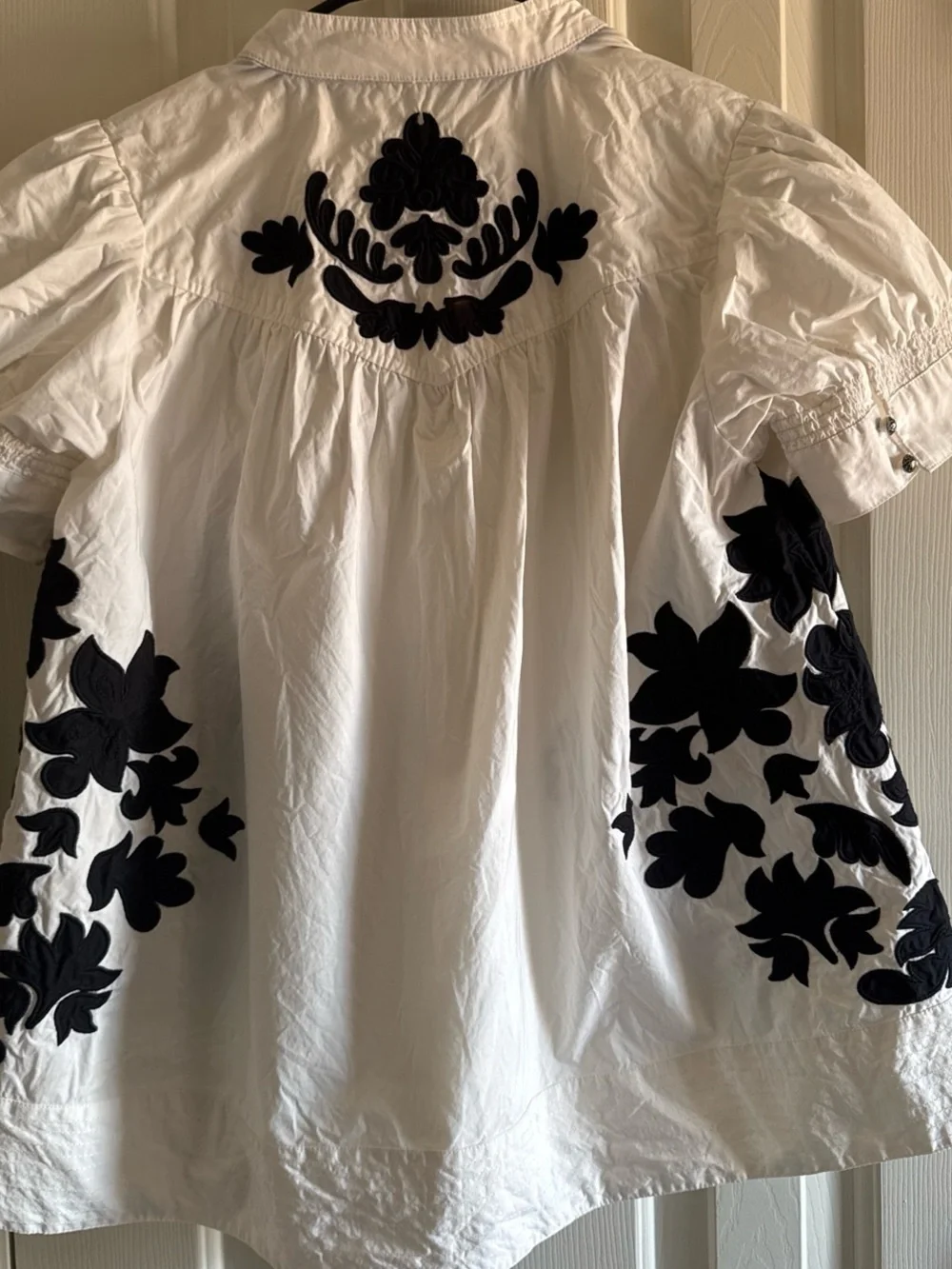 Anthropologie Puff-Sleeve Embroidered Swing Blouse